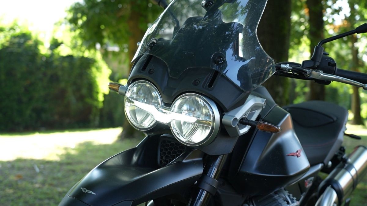 Test a Testa #9 - Moto Guzzi Stelvio vs Moto Guzzi V85 Strada: sfida in famiglia!